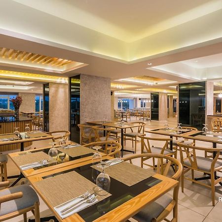 Rattanachol Hotel Chonburi Eksteriør bilde