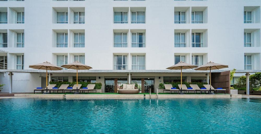 Rattanachol Hotel Chonburi Eksteriør bilde