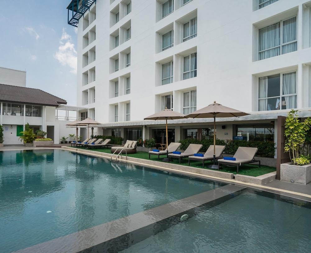 Rattanachol Hotel Chonburi Eksteriør bilde
