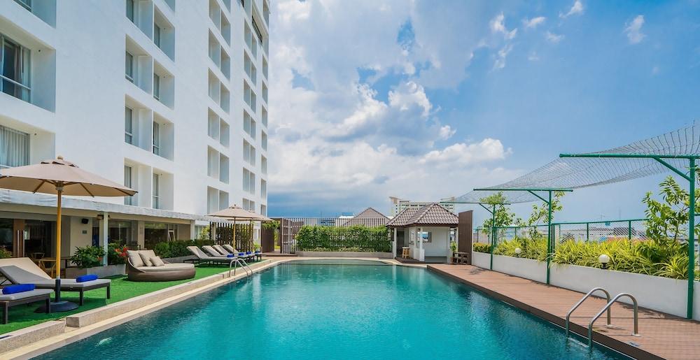 Rattanachol Hotel Chonburi Eksteriør bilde