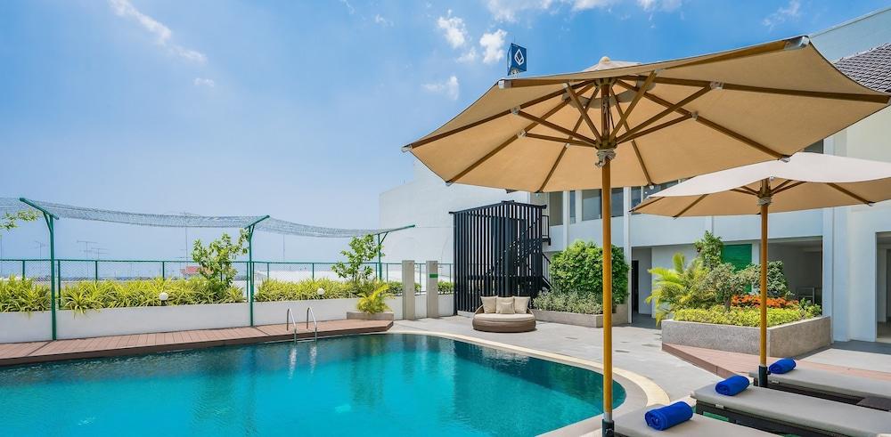 Rattanachol Hotel Chonburi Eksteriør bilde