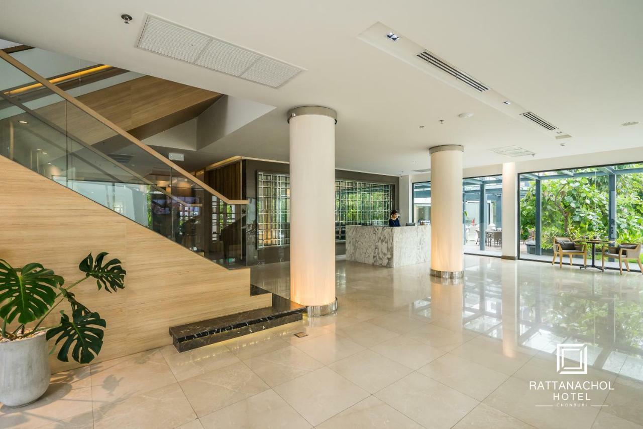 Rattanachol Hotel Chonburi Eksteriør bilde