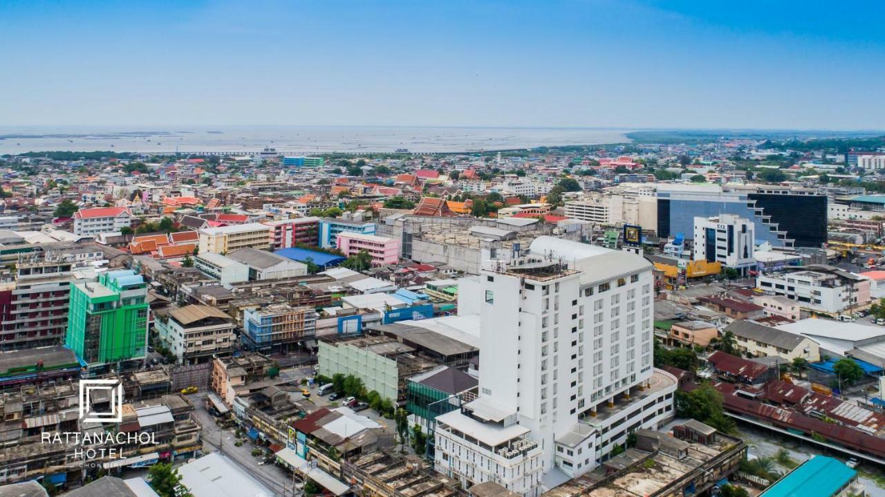 Rattanachol Hotel Chonburi Eksteriør bilde