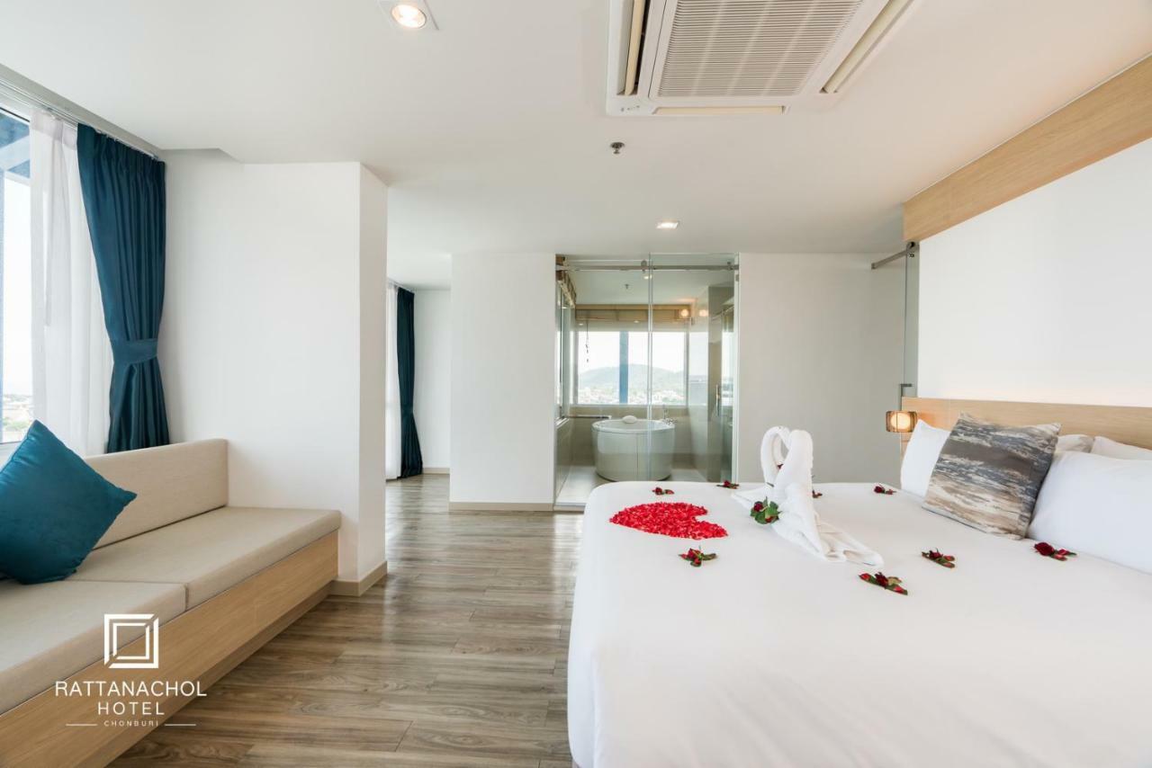 Rattanachol Hotel Chonburi Eksteriør bilde